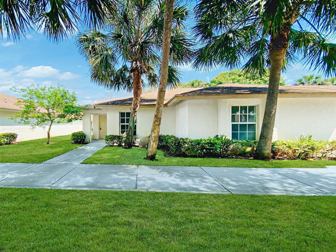 9244 Roan Ln, Palm Beach Gardens, FL 33403 House Rental in Palm Beach
