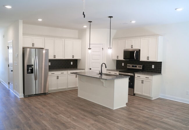 Building Photo - Ashcroft Townhomes