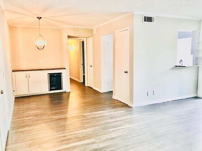 hardwood floors - 505 Westcott St