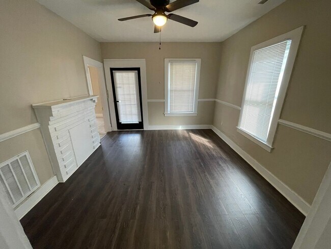 Foto del edificio - Cute Efficient Home Downtown Shelbyville