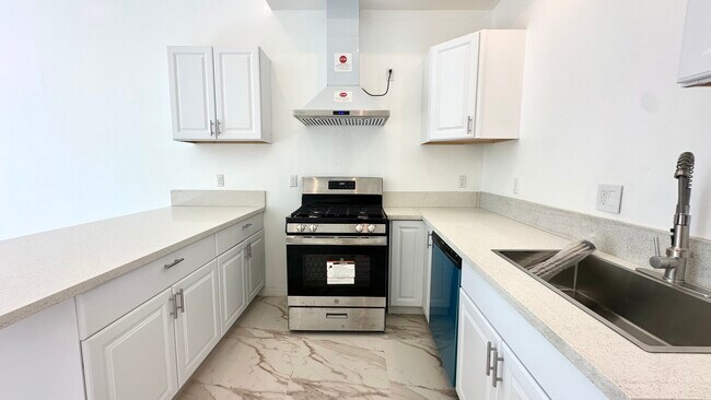 Foto del edificio - 16023 Wyandotte St