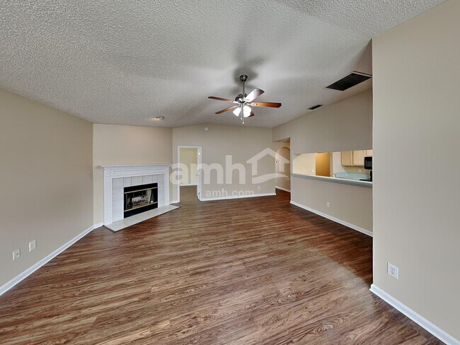 Foto del edificio - 3644 Morning Meadow Ln