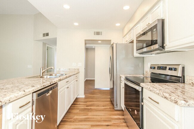 Foto del edificio - 17635 N 33rd Ln