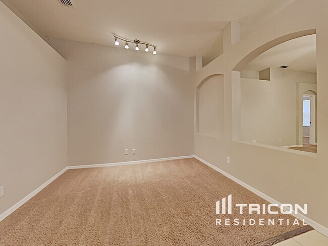 Building Photo - 10610 Little Bend Ln