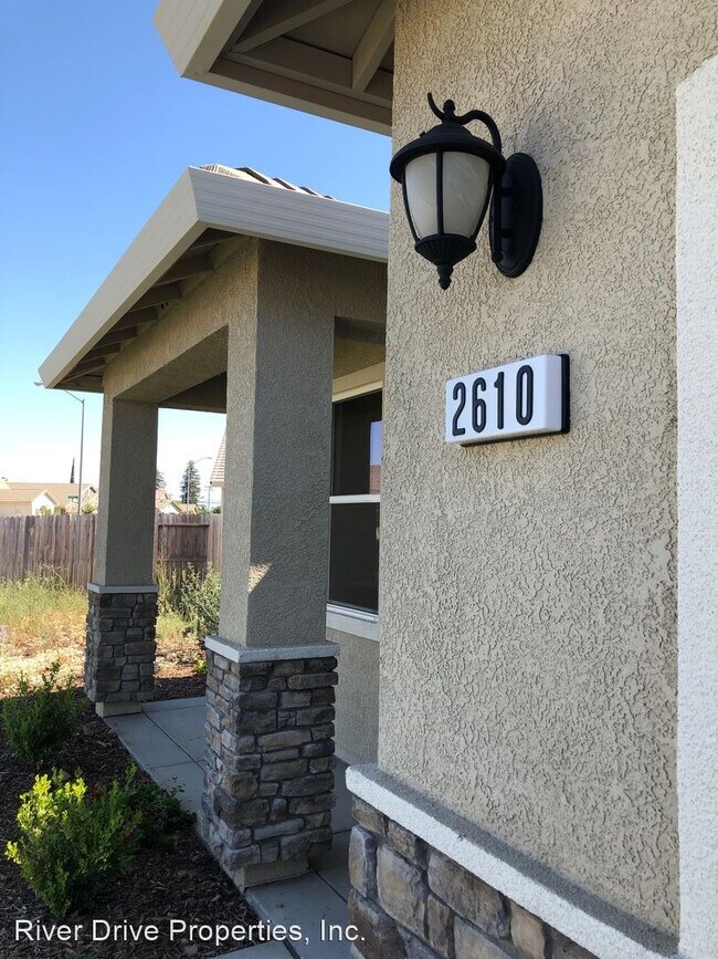 Building Photo - 3 br, 2 bath House - 2610 Stonecreek Drive