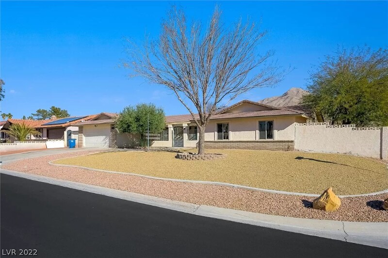 Primary Photo - 1254 Los Meadows Dr