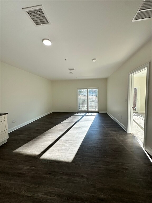 Foto del edificio - 10 Franklin Ave