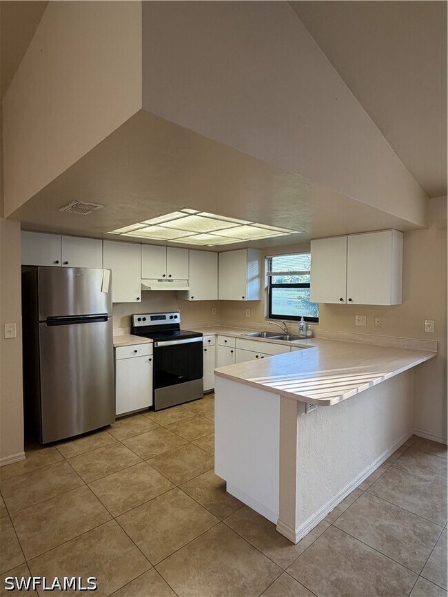 Foto del edificio - 17607 Cypress Point Rd