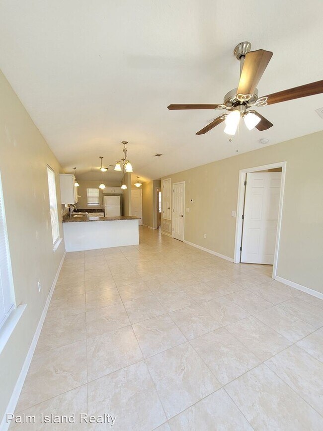 Building Photo - 2 br, 2 bath House - 2365 Flintstone Dr