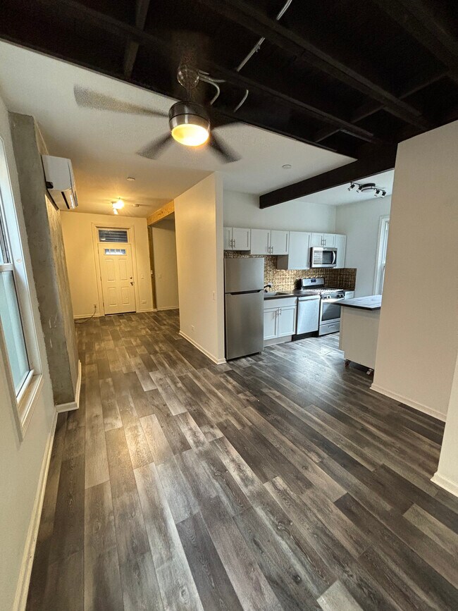 Foto del edificio - 2635 S Princeton Ave