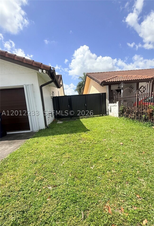 Building Photo - 14848 SW 60th St