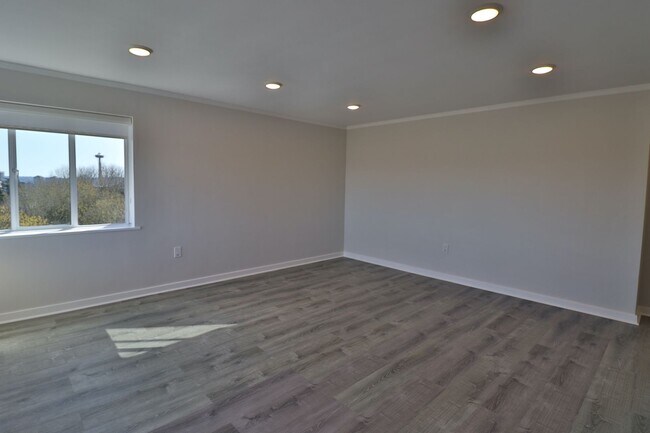 Foto del edificio - Gorgeous 3 Bedroom Queen Anne Apartment with Views