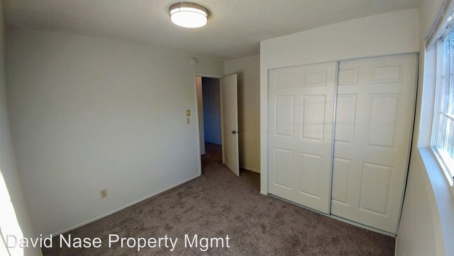 Foto del edificio - 12870 SW Allen Blvd