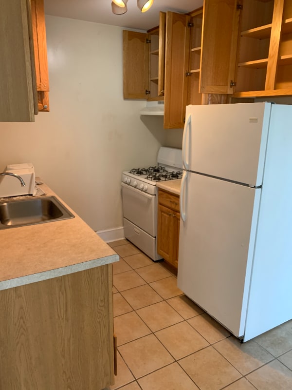 Building Photo - 1880 Grand Ave