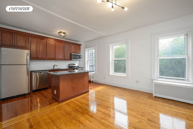 Foto del edificio - 705 4th Ave