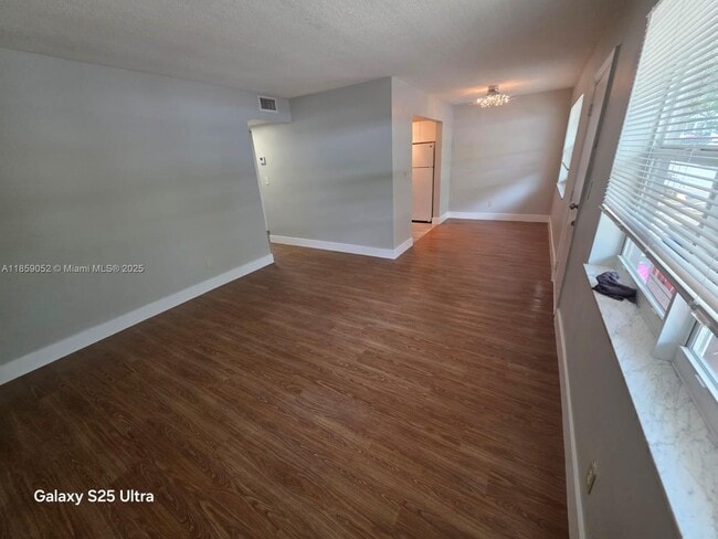 Foto del edificio - 4732 SW 33rd Ave