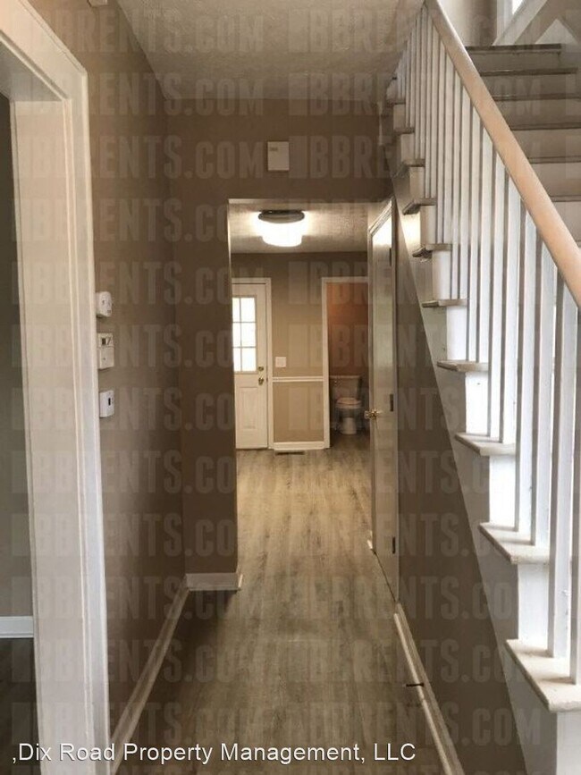 Building Photo - 2 br, 1.5 bath House - 1903 Tytus Avenue,