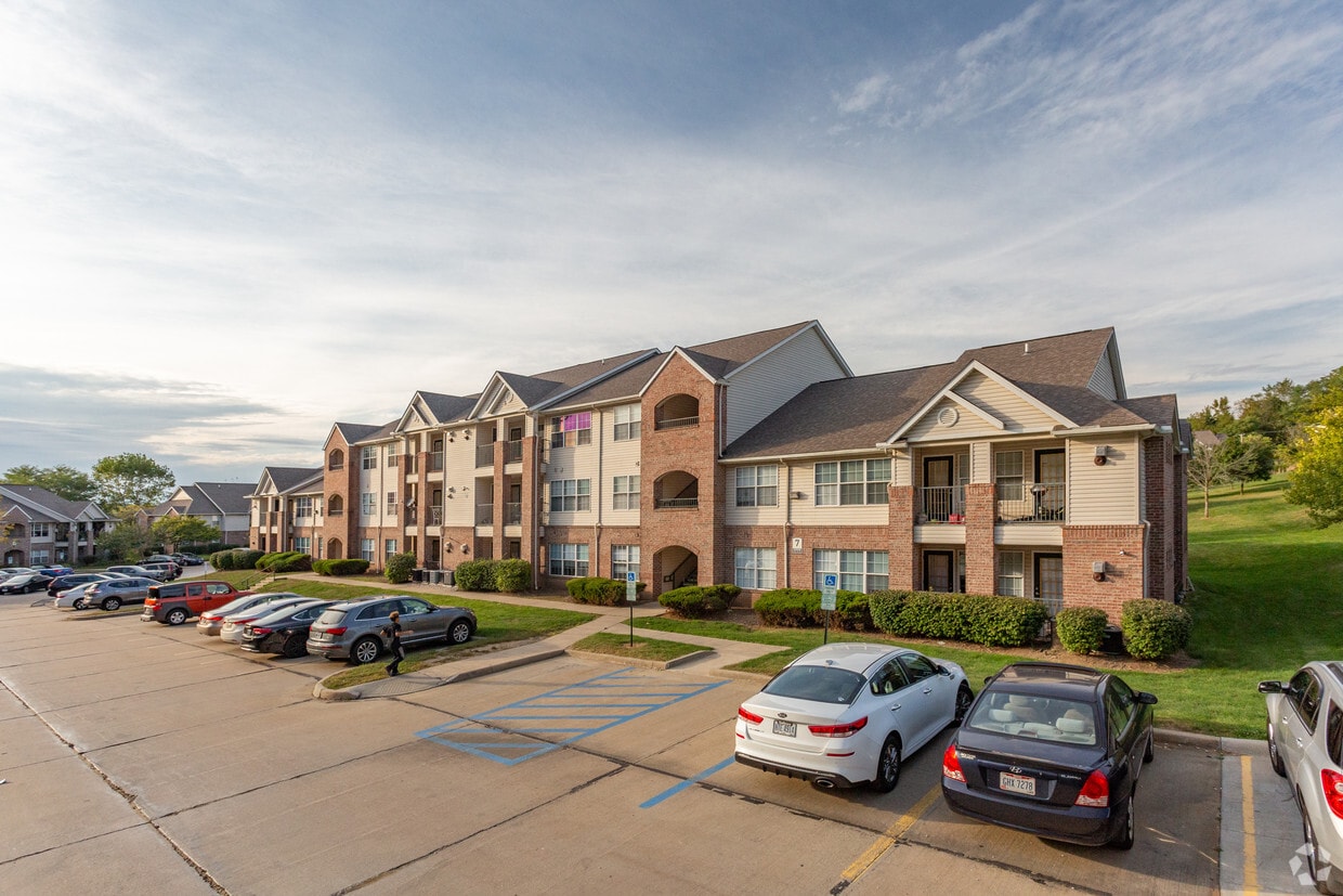 Cascade Falls Apartments Akron