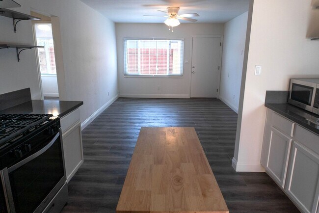 Foto del edificio - 568-570 10th Street