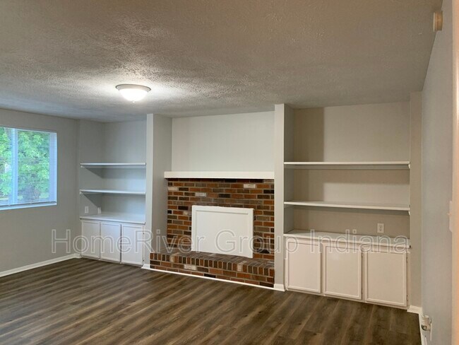 Foto del edificio - 11611 E 10th St