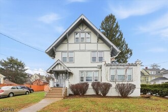 Building Photo - 103 Early St