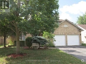 Building Photo - 35 Moraine Crescent