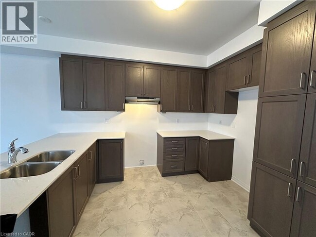 Building Photo - 63 Manuel St