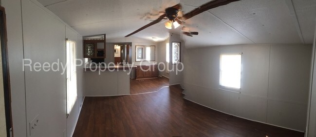 Building Photo - 102 Cappy Way