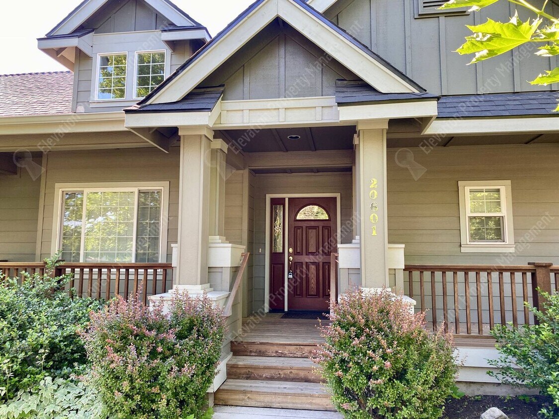 Primary Photo - 3-BR 2-BA Boyd Acres Beauty