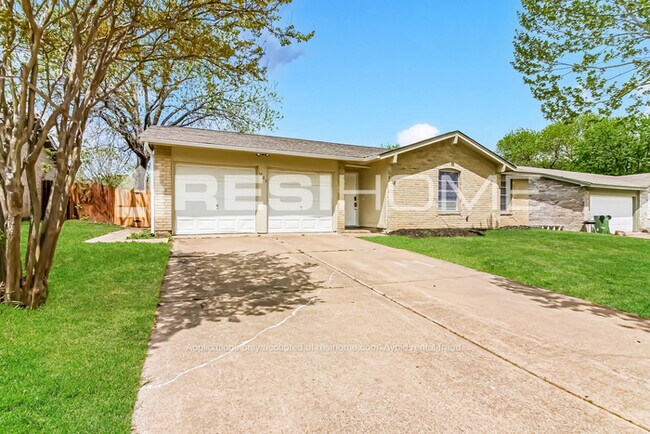 Building Photo - HOME FOR RENT!
