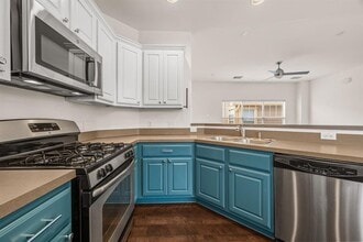Building Photo - 2821 Saville Loop