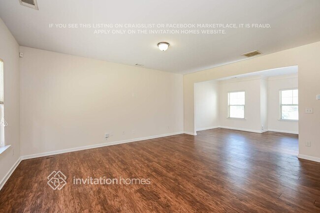 Foto del edificio - 4032 Oak Field Dr