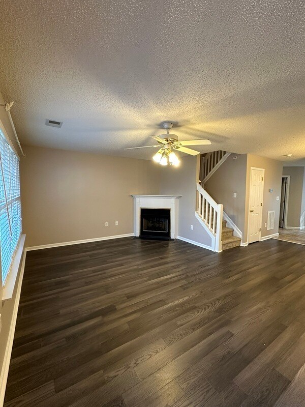 Foto del edificio - 12523 Bluestem Ln