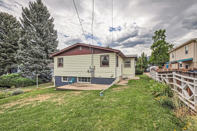 Foto del edificio - 3 Bed 2 Bath Home In Newlands Neighborhood...