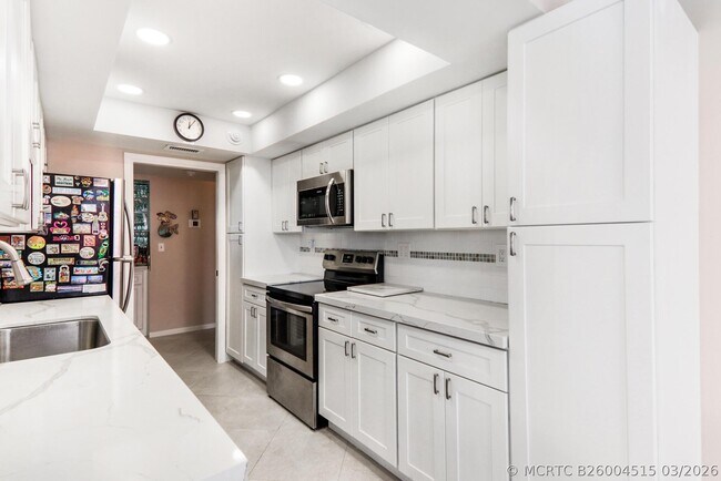 Foto del edificio - 5480 N Ocean Dr