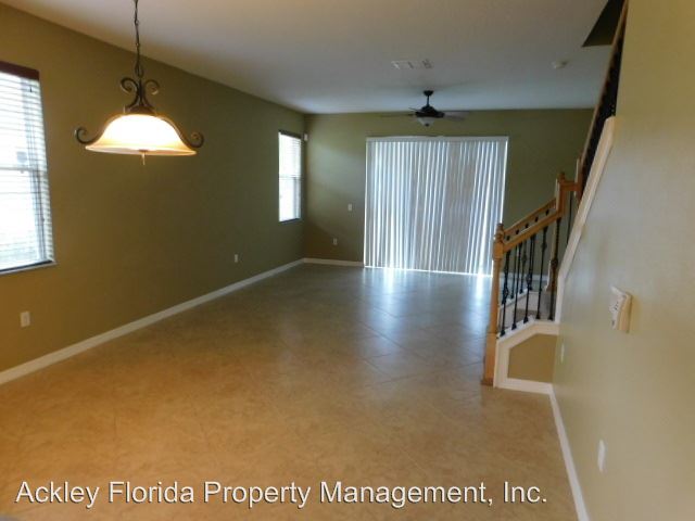 Building Photo - 5207 Paradise Cay Cir