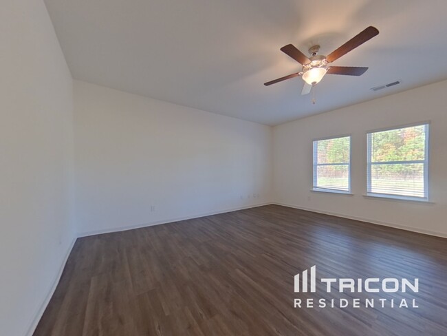 Interior Photo - Tricon Chapel Meadows