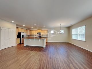 Foto del edificio - 1614 Deer Meadows Dr