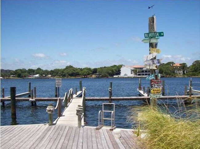 Building Photo - 333 Bluefish Dr