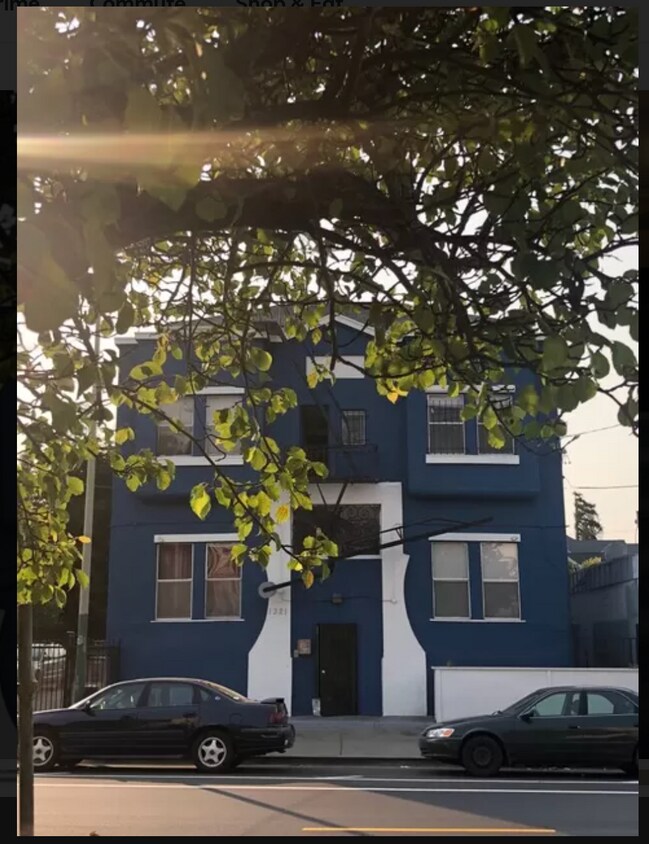 Frente de 1321 Peralta - 1321 Peralta St