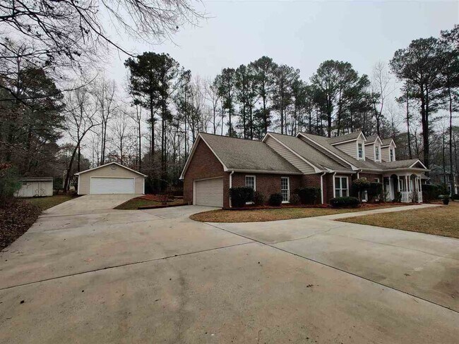 Foto del edificio - 120 Crimson Ridge