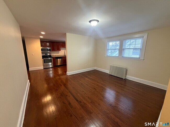 Foto del edificio - 786 Farmington Ave