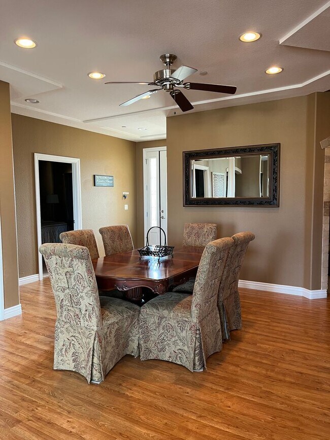Foto del edificio - WINTER VACATION RENTAL - 3 Bedroom/3 Bath ...