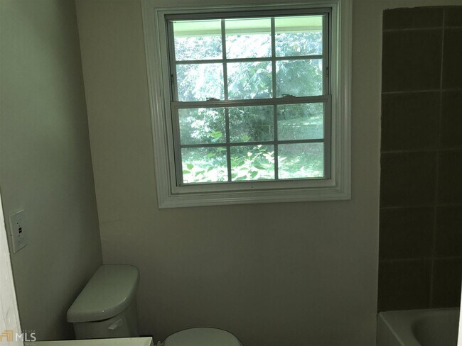 Foto del edificio - 794 Casplan St SW