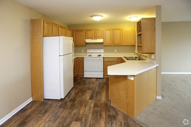 3BR, 2BA - 1,320 SF - Windsong Apartments