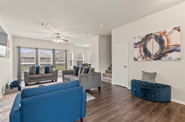 Foto del edificio - 3023 Narrow Stream Way