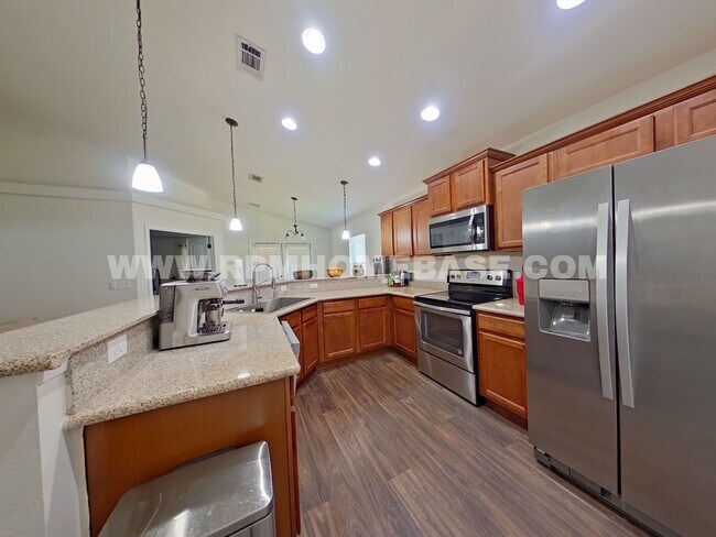 Foto del edificio - Coming Soon – Beautiful Rental Home in Cre...