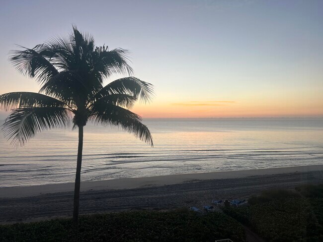 Foto del edificio - 2909 S Ocean Blvd