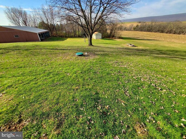 Building Photo - 203 Krick Ln