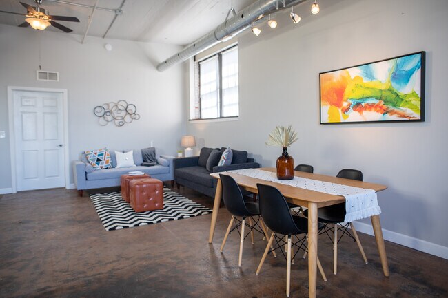 Foto del edificio - Halligan Coffee Company Lofts